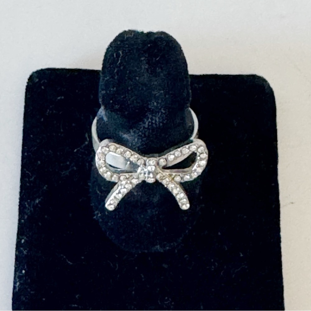 Silver Bow Ring Cubic Zirconia Sz 7 Elegant Feminine